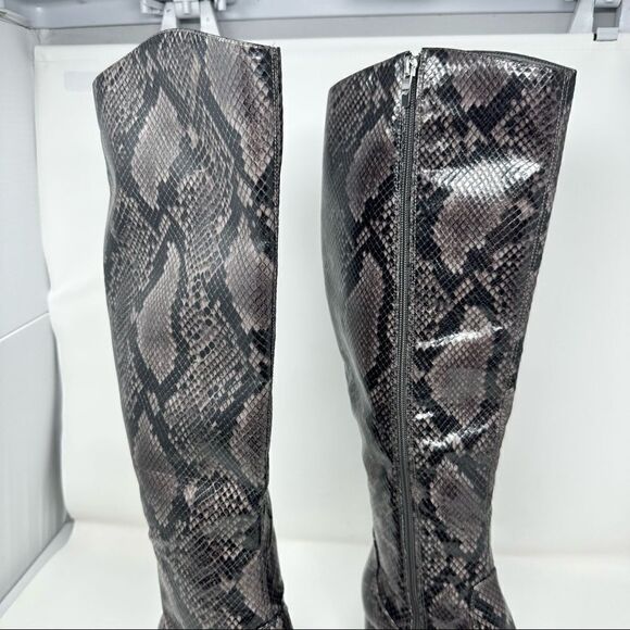 Marc Fisher Snake Grey Black Pointed Toe Over Knee Boots Side Zip 9.5 - Picture 3 of 9